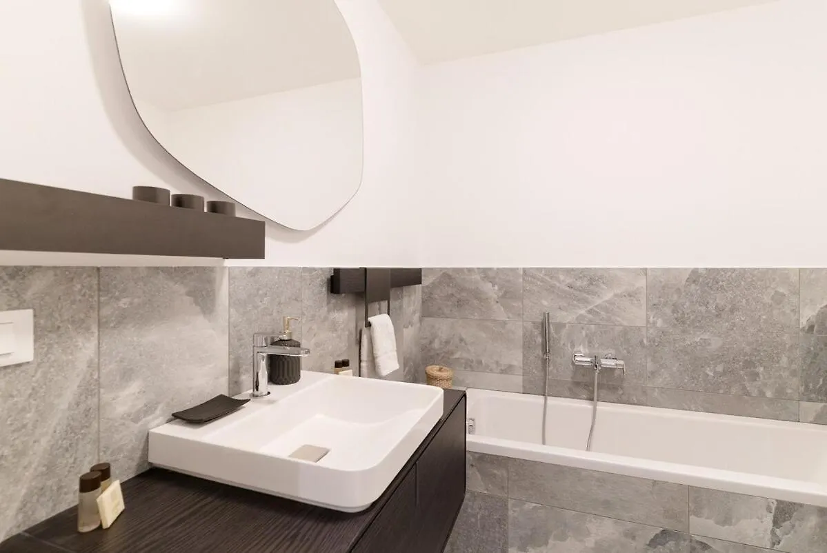 P Venezia-Repubblica Trilocale Di Lusso Apartman Milánó Olaszország